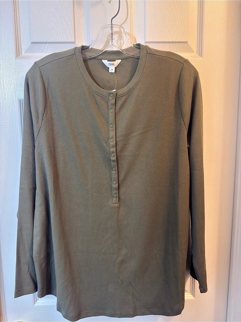 PENN. Ribbed Long Sleeve Shirt in Army Green Size 1X NWT